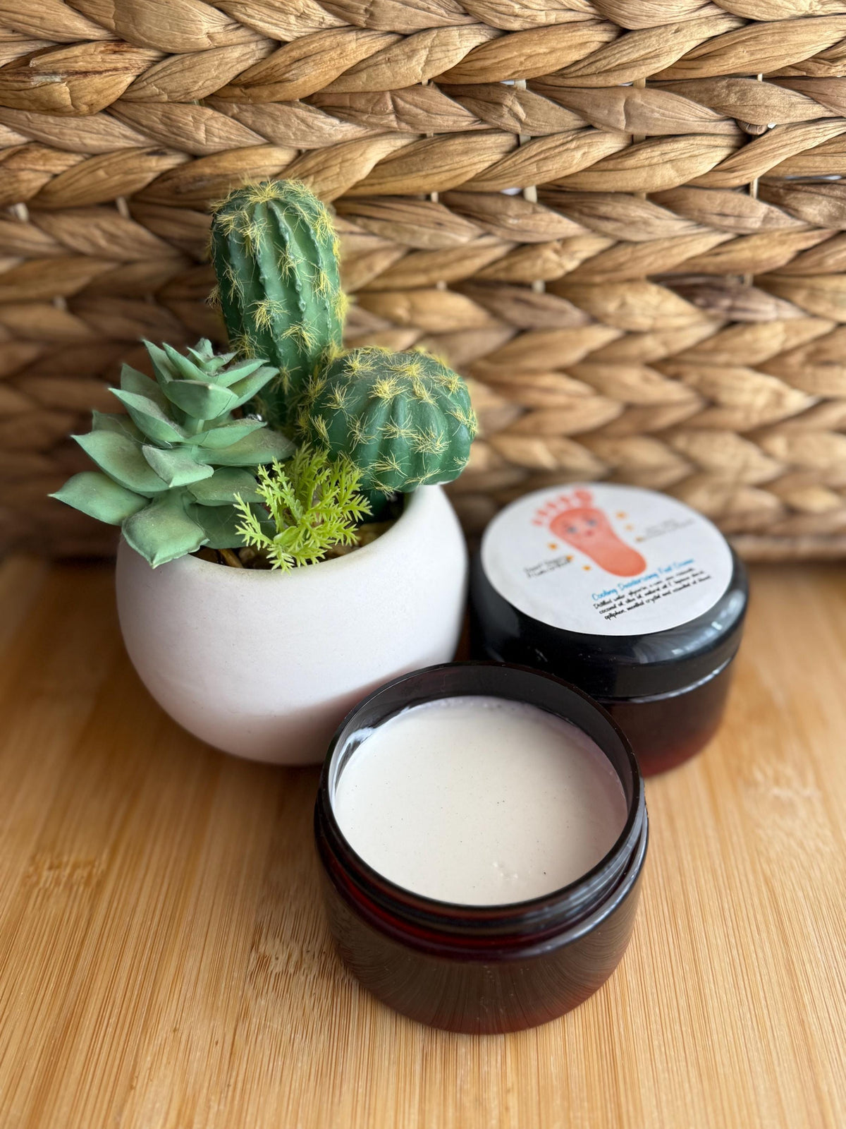 Cooling Deodorizing Foot Cream, Fresh Feet, Healthy Feet, Happy Feet